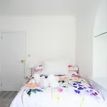 Chelsea 2 Bed House And Garden